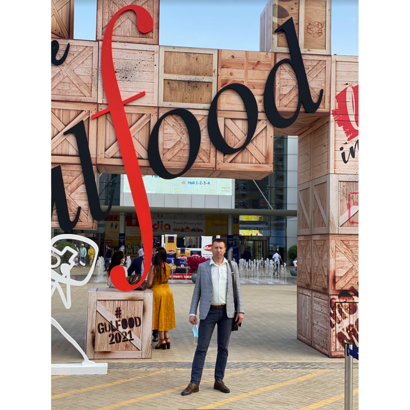 Despite all hard conditions and COVID obstacles PC &quot;Dniprovskiy&quot; broke into the Food Show Gulfood 2021 and met its beloved customers.